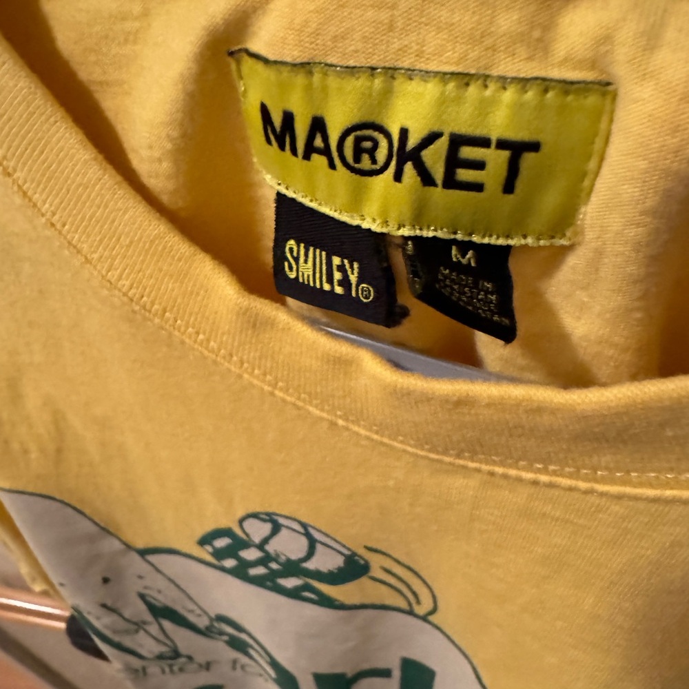 Market X Smiley UO Exclusive Arts Tee ❤️🔥 - Picture 3 of 4
